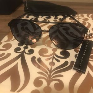 Quay Australia oversized Vivienne aviators